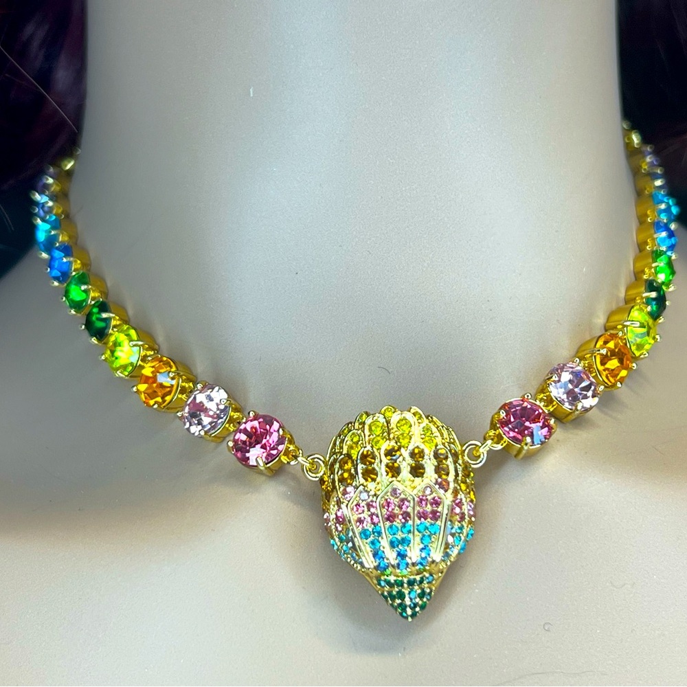 Kurt Geiger London NWT  Signature Eagle Pastel RhineStone Necklace (J153) - Picture 7 of 9